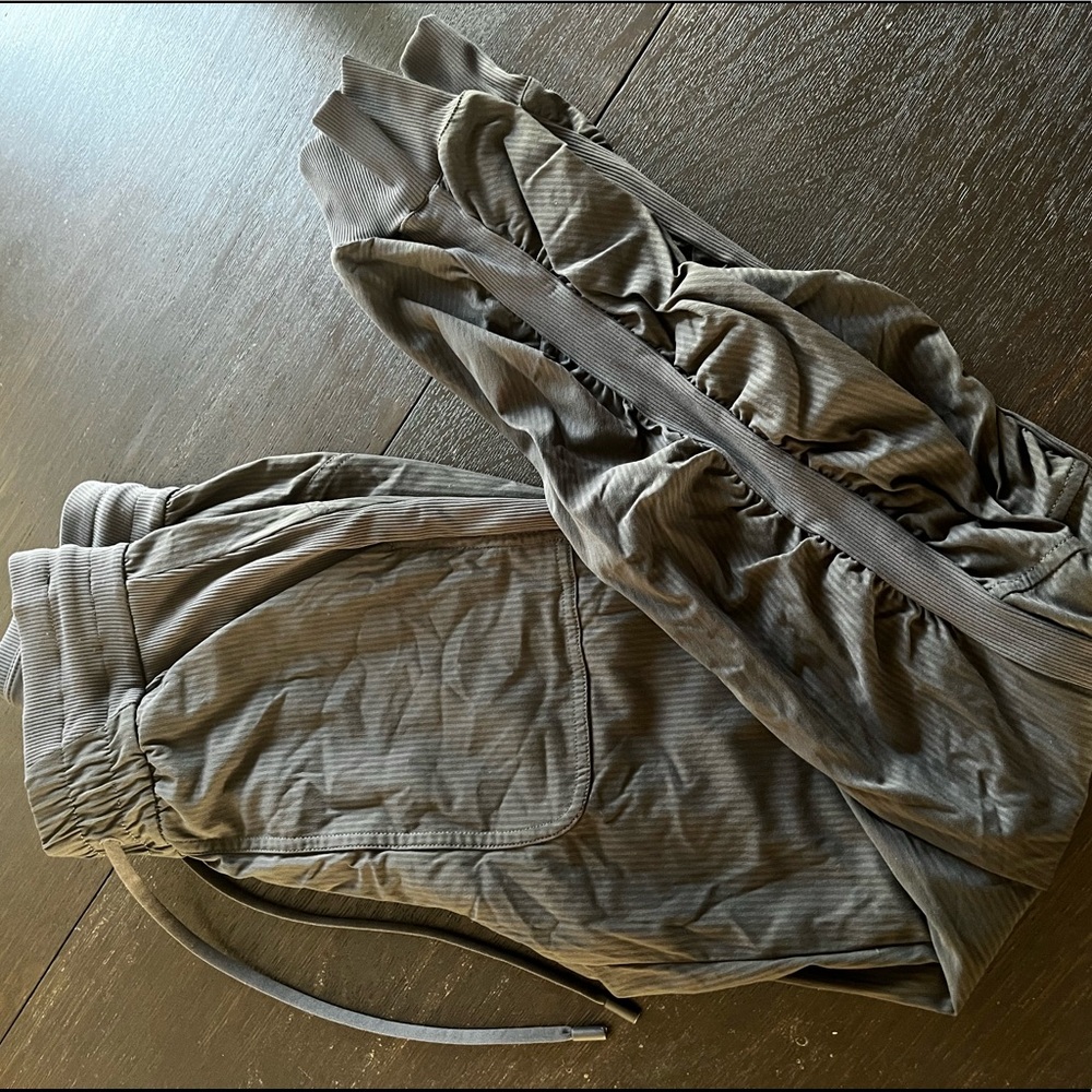 Lululemon Dance Studio Joggers Size 0